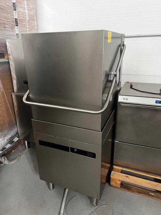 Masina de spalat vase cu capota - GGM Gastro - 380V - 9,6 kw - 2023