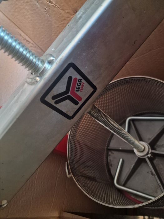 Винтова преса Lega