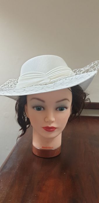Palarie elegantă