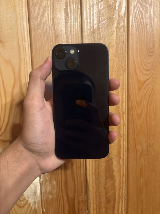 Айфон 13 в хорошим состаяни