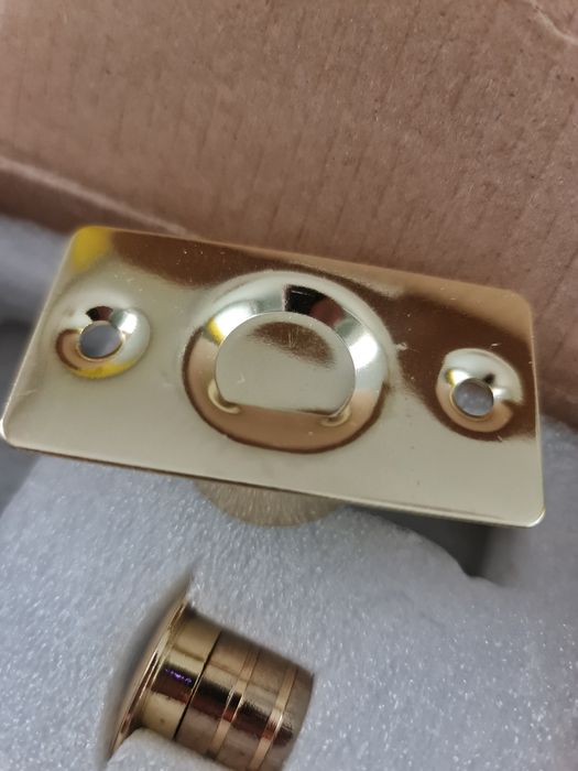 Стоппер скрытый для двери