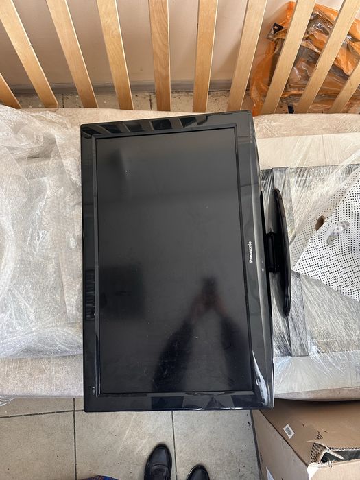 Продам телевизор panasonic