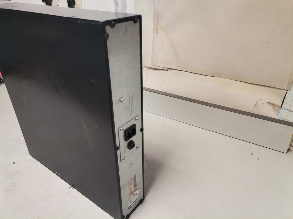 Шкаф за батерии (кутия) UPS