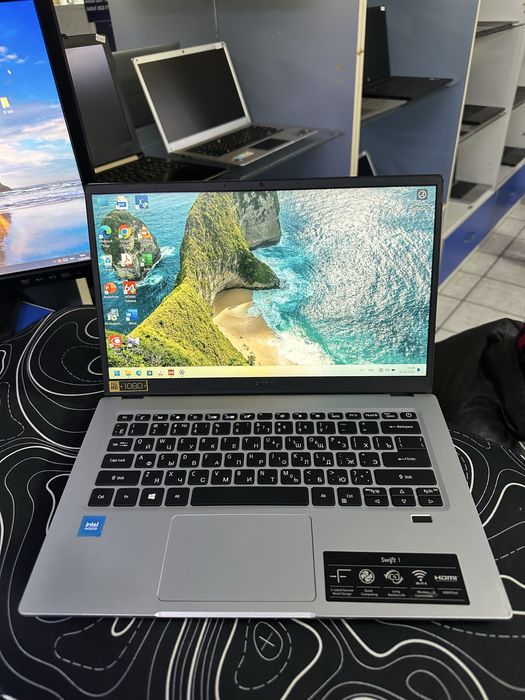 Acer Swift 1 Celeron N4500 ОЗУ-4ГБ ССД-128ГБ цикл 35 емкость 76%