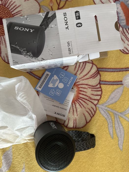 Vând boxa Sony srs-xb13