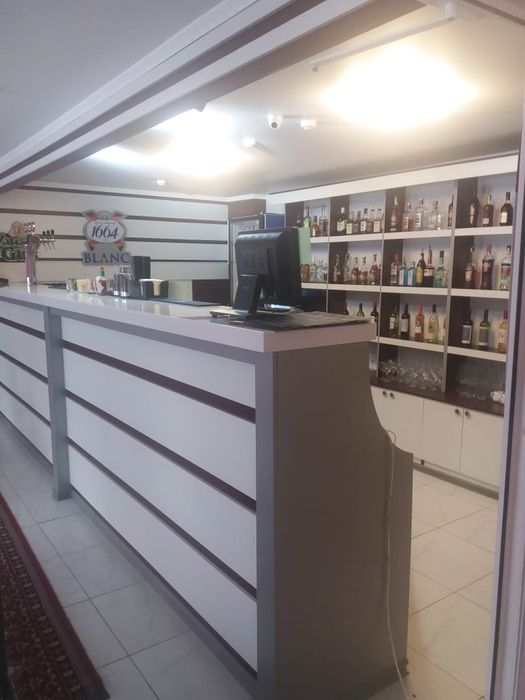 Мебель для кафе баров и ресторанов