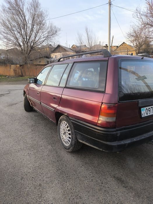Opel astra универсал
