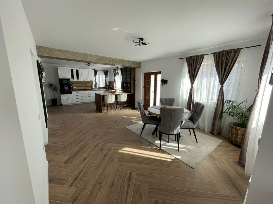 Casa sat Aurel Vlaicu 175mp util 4101mp teren