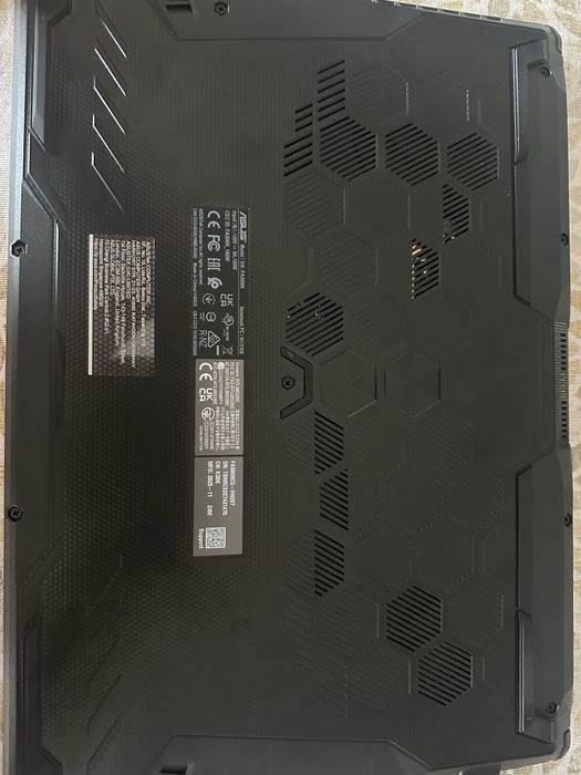 Геймърски лаптом ASUS TUF GAMING