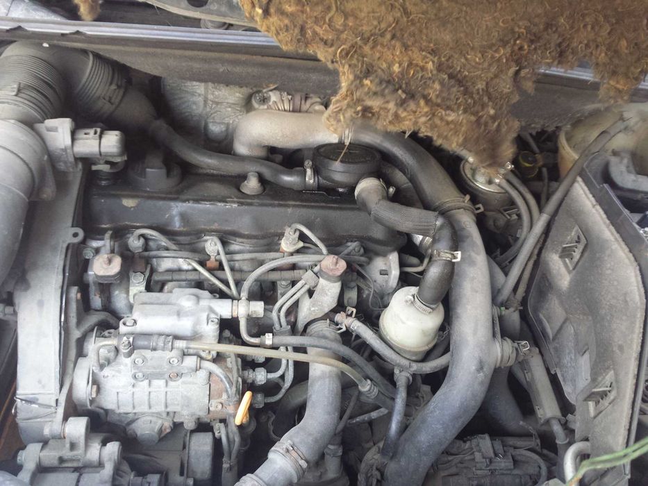 продавам на части фолксваген шаран 1.9тди 110к 99г