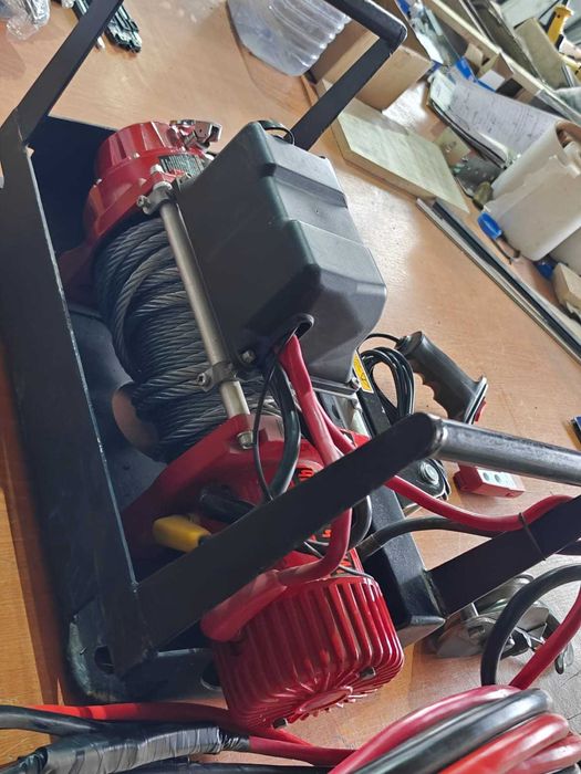 Продается лебедка переносная