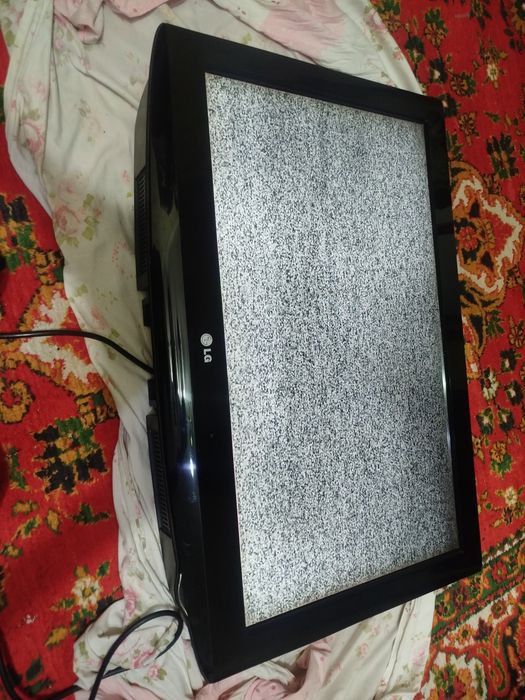 Televizor LG 42 talik