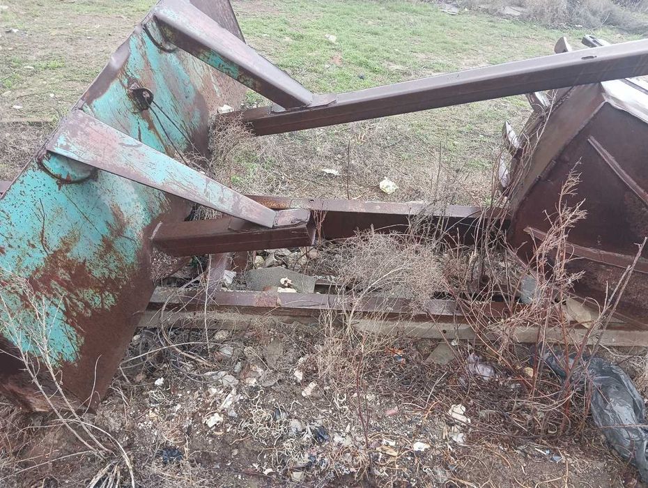 Стрела ковш. Отвал (лопата) на МТЗ, ЮМЗ Т 28