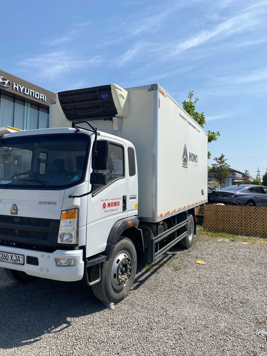 HOWO refregirator 10 tonna