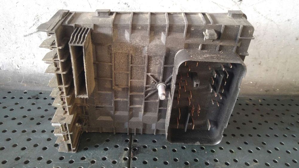 Panou sigurante vw passat b6 3c2 3c09712490