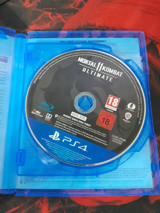 Продавам mortal kombat