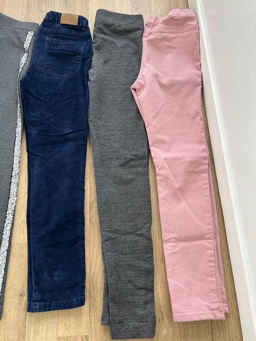 Панталони 9-10 години по 10 лв.