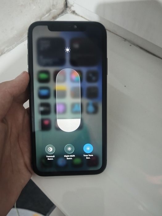 Iphone 11  64 gb