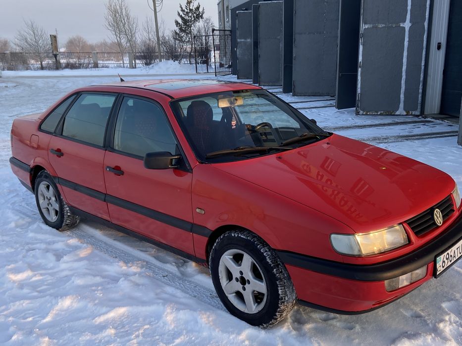 Passat b4 1995 год 1.8 моно