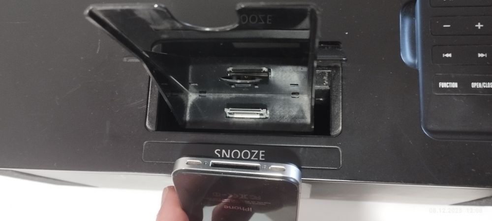 Boxa + iPhone aparat audio