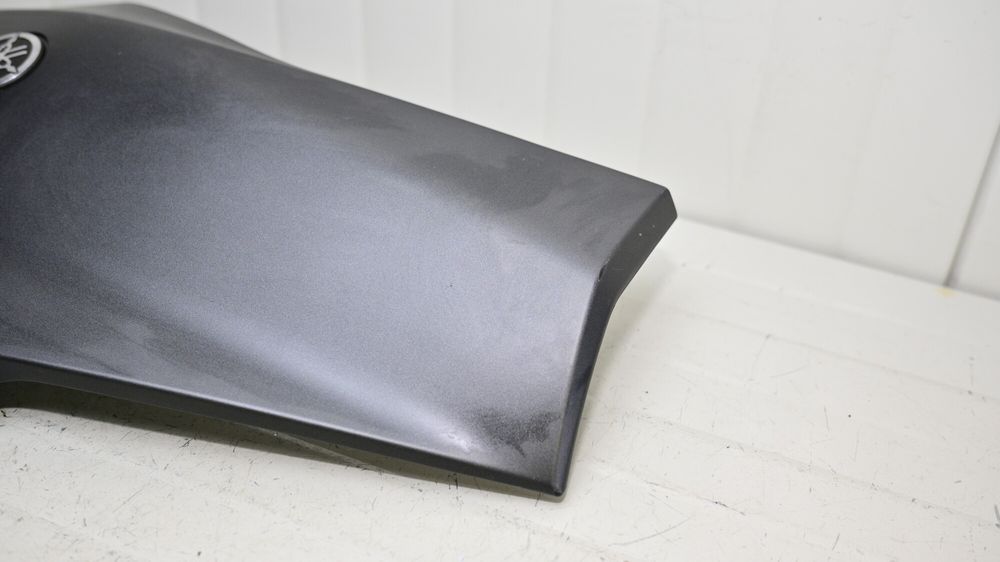 Carena Fata Lateral Stanga Yamaha X-MAX 125 / 300 2023 - 2026