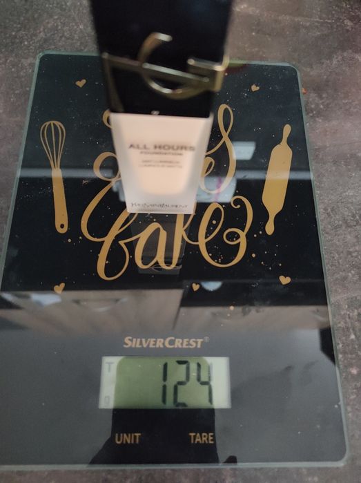 Фон дьо тен на YSL, All Hours Foundation