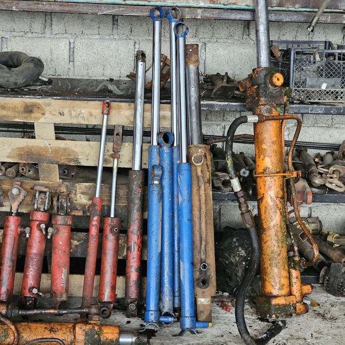 Cilindrii hidraulici