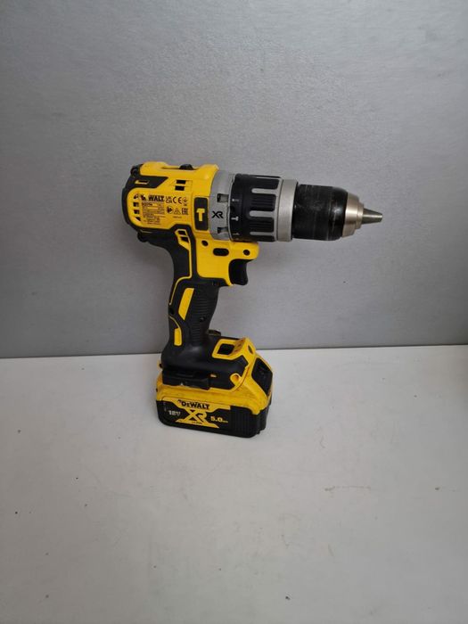 Dewalt DCD 796 Mașina de infiletat cu percutie 5.0AH Brushless