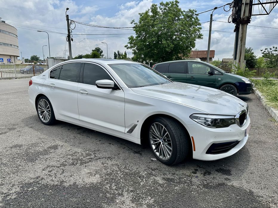 BMW 5 Series 2019 — imagine 3