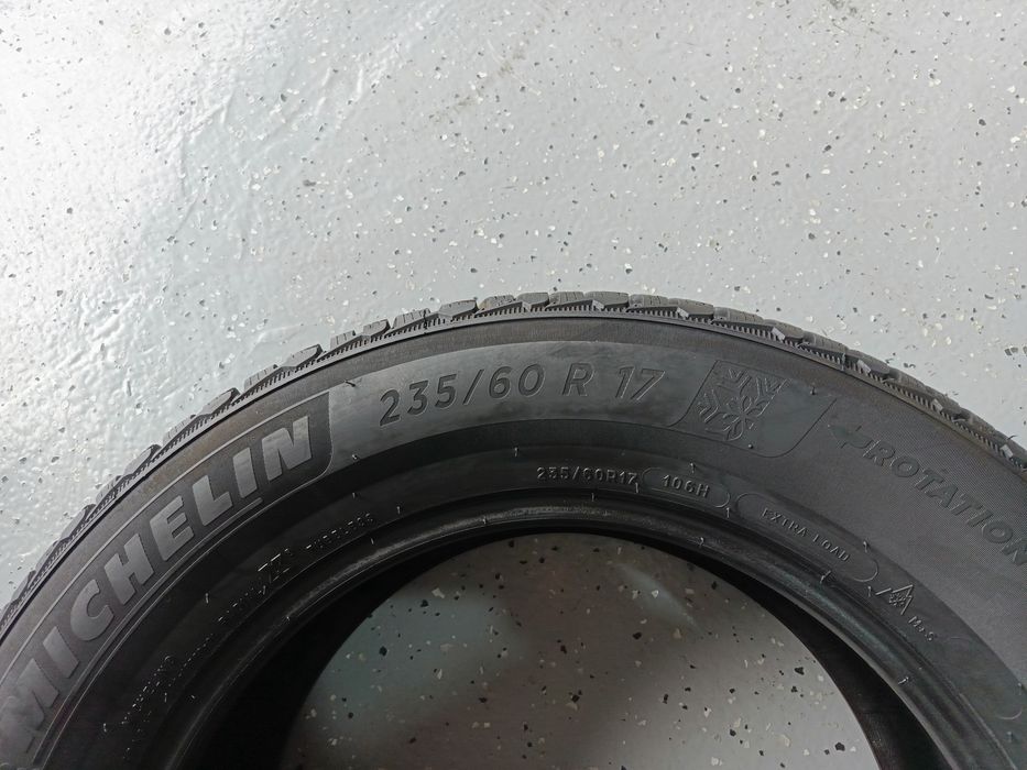 235.60.17 Michelin M+S Second-hand