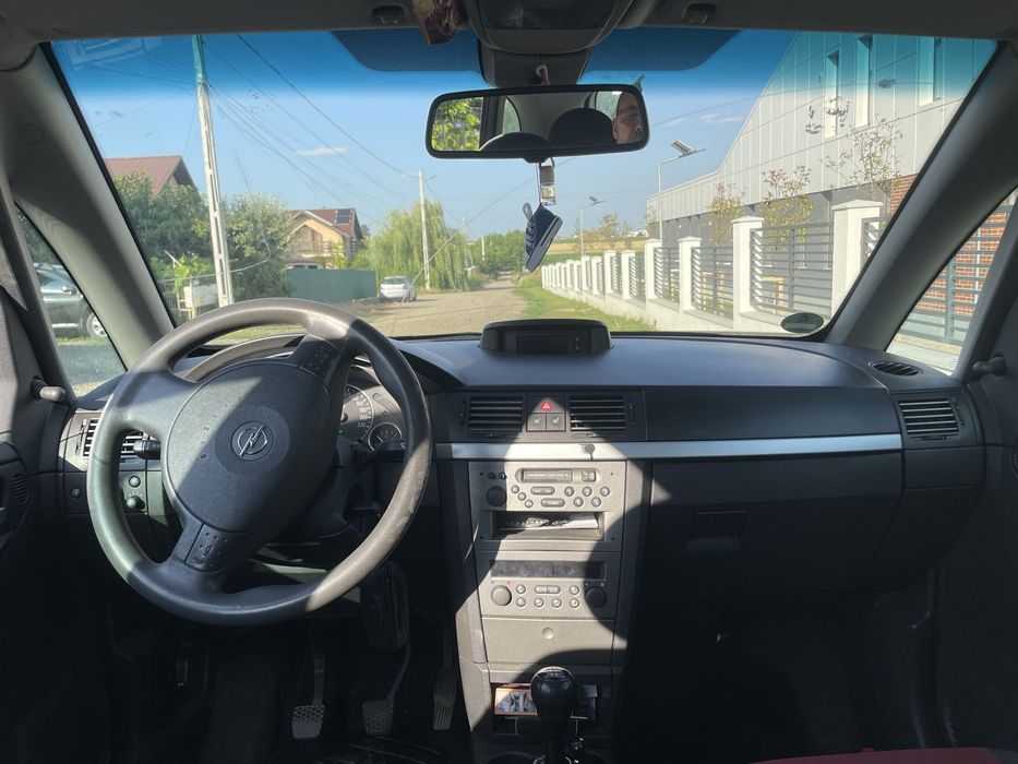 Vand urgent Auto opel meriva 2003