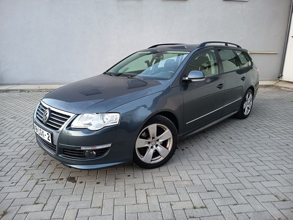 VOLKSWAGEN Passat