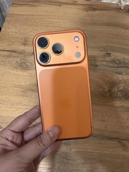 iPhone 17 pro, 256GB, orange