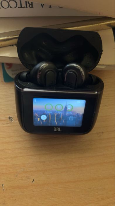 VAND Casti jbl TOUR PRO 3