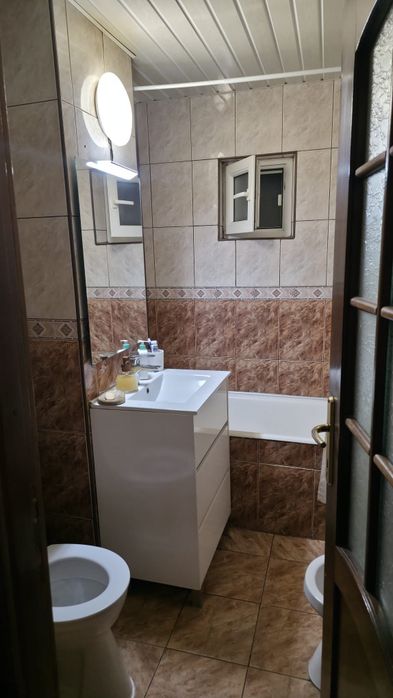 Apartament 2 camere Brazda lui Novac  decomandat mobilat cu loc de parcare propriu