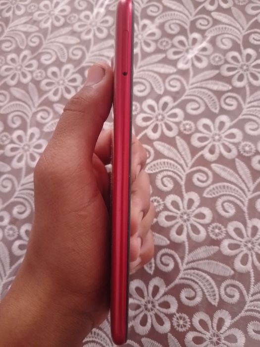 Samsung Galaxy A11 red
