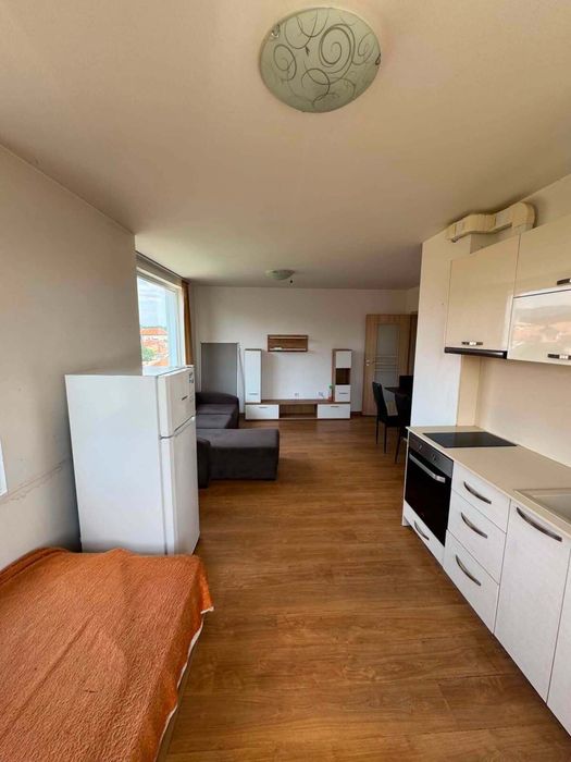 Продажба 2-стаен гр. Севлиево - гр. Севлиево 68m²