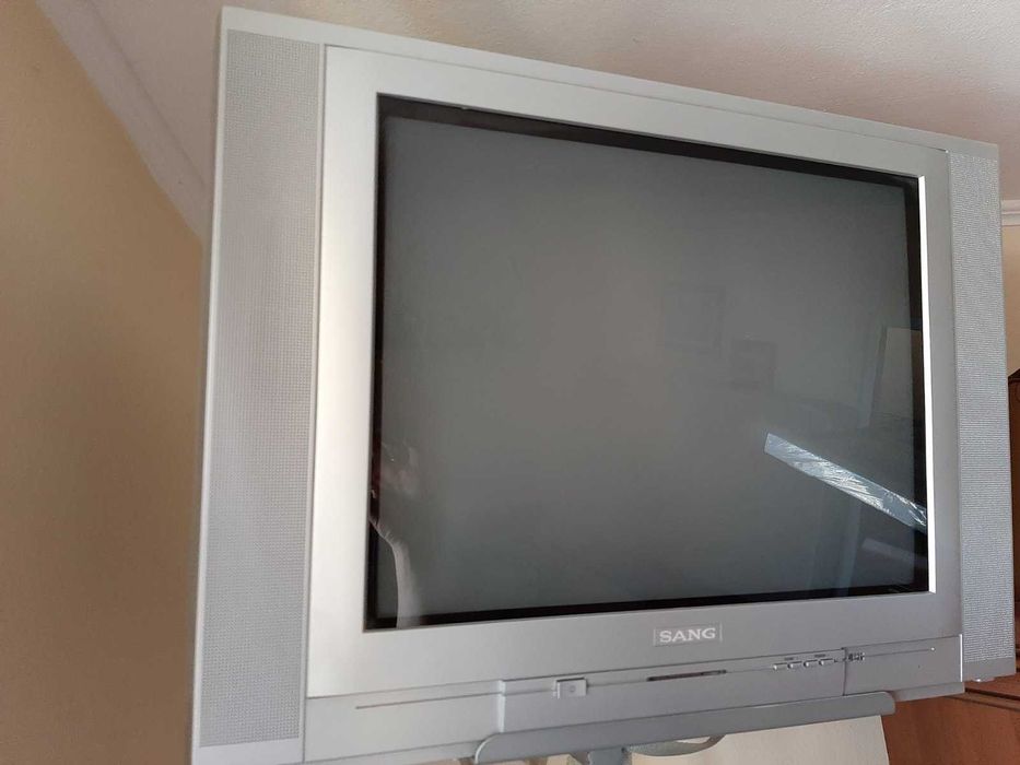 Продавам телевизори  Sang 8 броя 18 лв броя