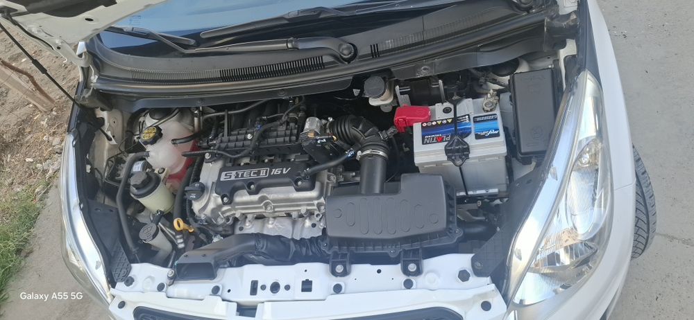 Spark 2020yil yurgani 50600km benzinda. kiraska toza.