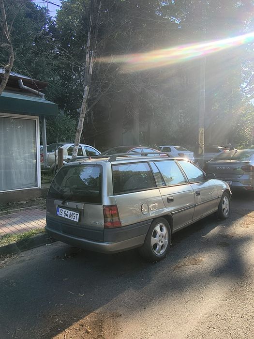 Vând Opel Astra Caravan