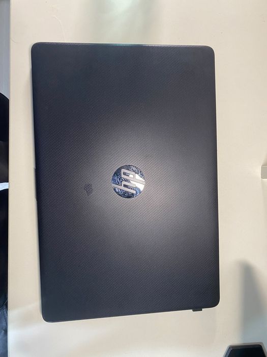Laptop HP – Intel Celeron N4020 / SSD 256GB Samsung / Stare foarte bună