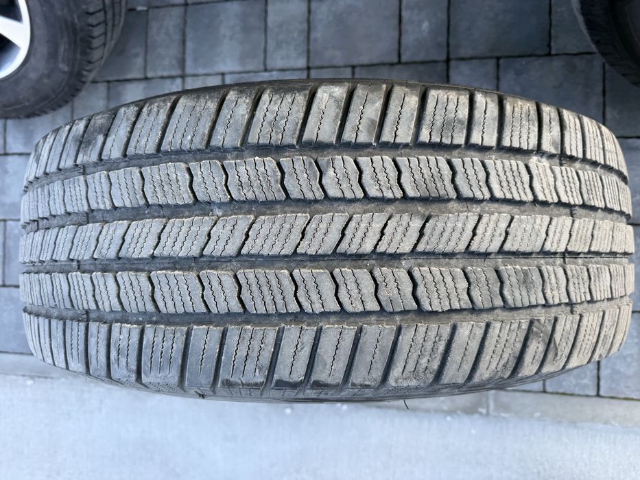 Mercedes GL 275/55/20 всесезонни оригинални Дот 20г - 600€