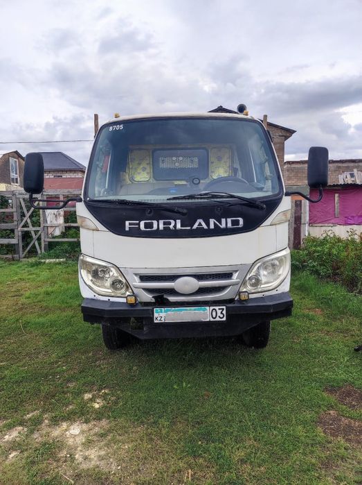 Продам бортовой грузовик