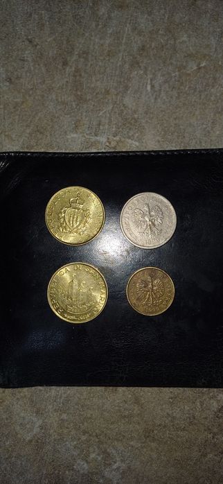 Monede vechi + una bacnota de 10.000lei