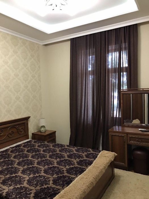 сдаётся 2/2/4 на Бобура