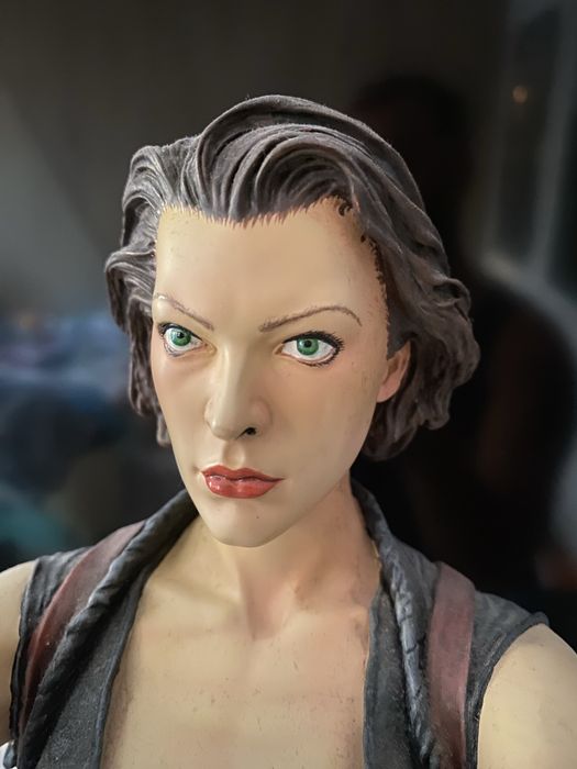 Figurina Resident Evil Afterlife Edition Ps4 Ps5 Playstation Statueta