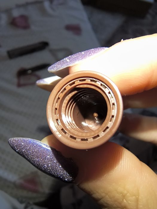 Rare Beauty и Rhode