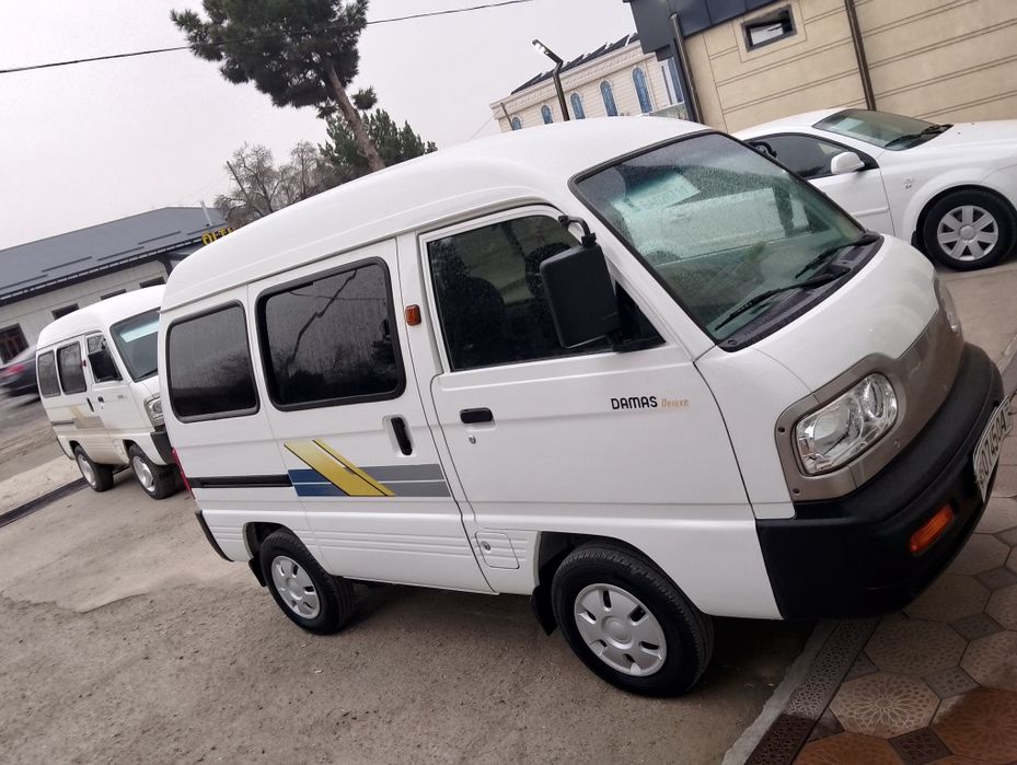 Srochni sotiladi damas