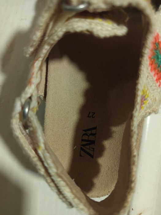 Продаются детские обувь для девочек