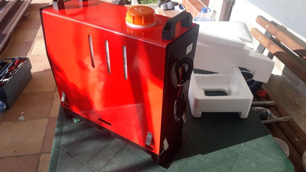 Дизелови печкa за камион бус каравана хале гараж къща 2/8kw-12V/220V